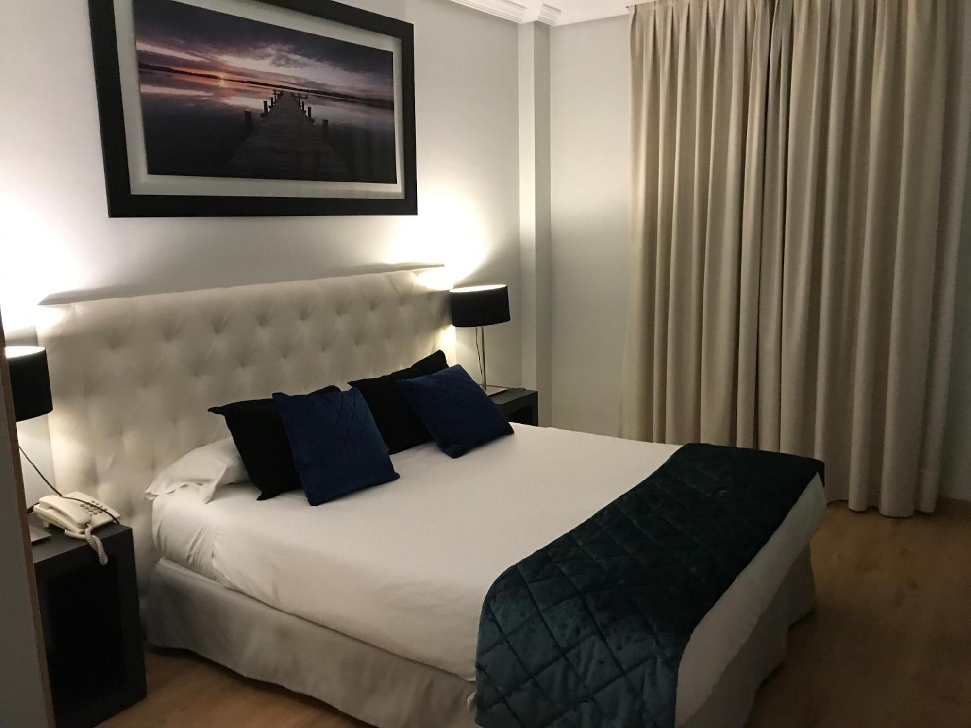 Hotel Suites Feria De Madrid Eksteriør billede